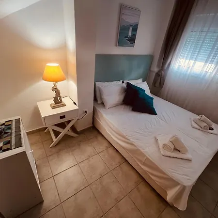 Hotel Sofia's Beachfront Maisonette