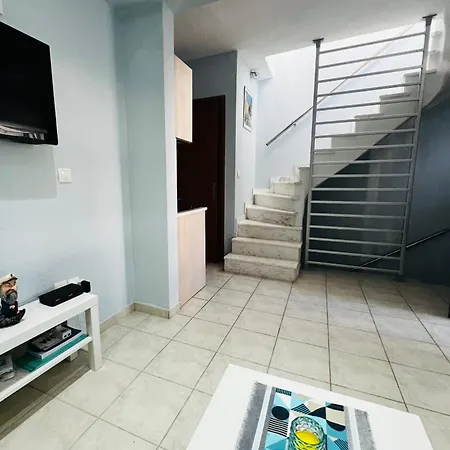 Hotel Sofia's Beachfront Maisonette *
