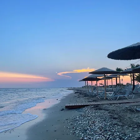 Sofia's Beachfront Maisonette Szálloda Szozópoli
