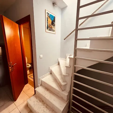 Sofia's Beachfront Maisonette